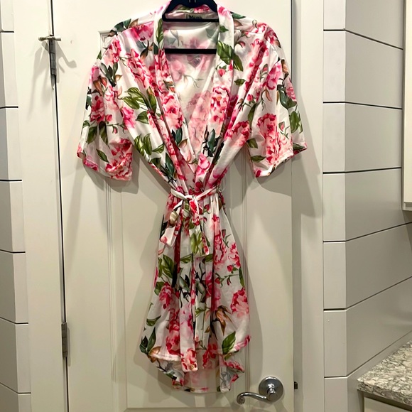 NWOT Show Me your Mumu robe - Picture 2 of 6